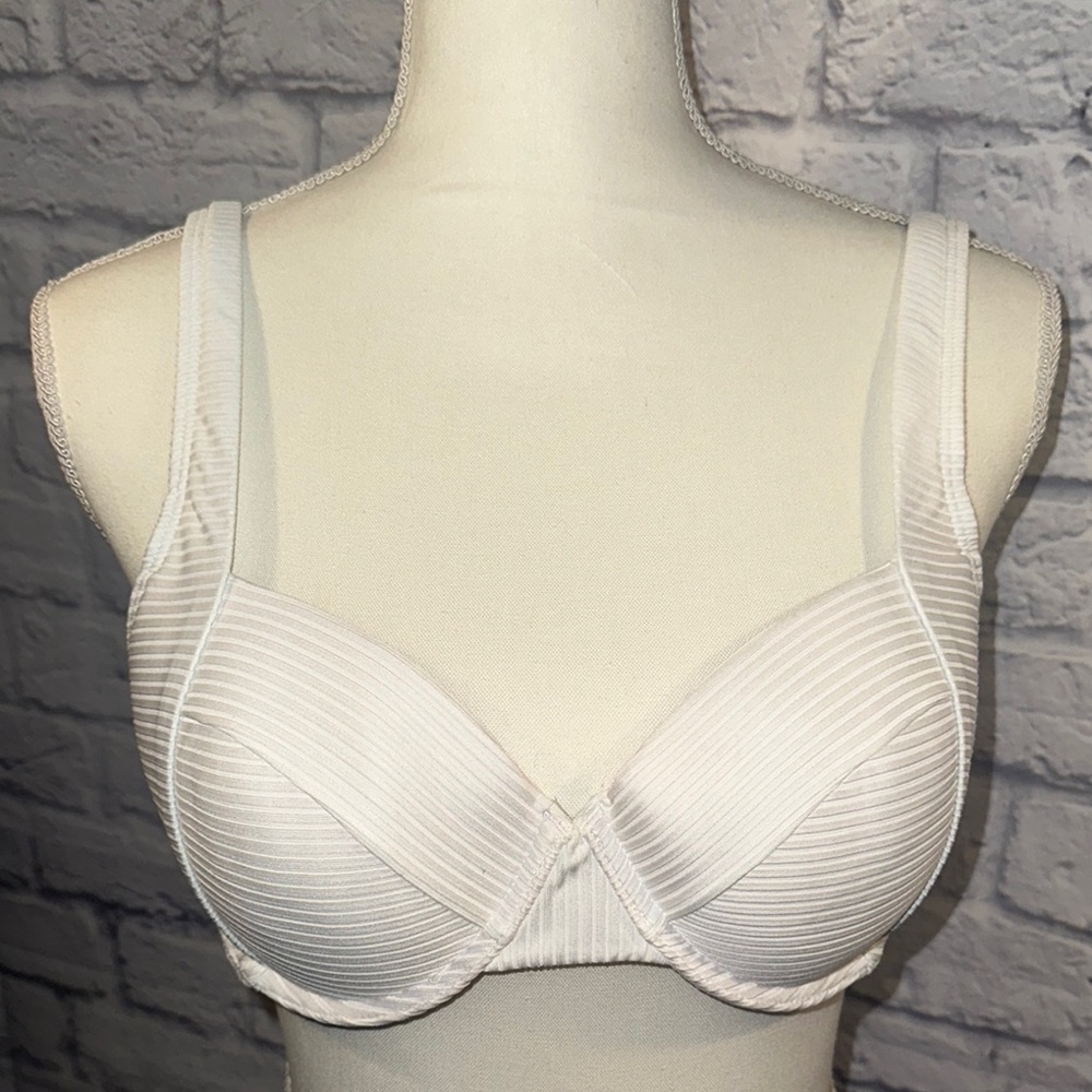 Victoria's Secret White Bikini Swimwear